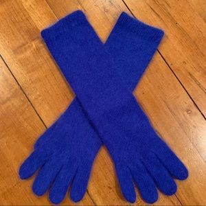 Jennifer Moore Blue Lambswool/Angora/Nylon Gloves